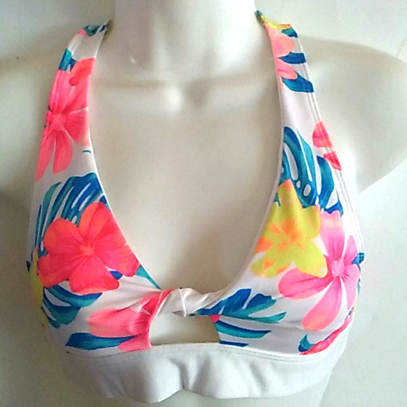 Pink Victoria secret ultimate Other - Pink Victoria secret sport bras s/p